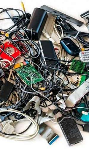 Destinação de lixo eletrônico Destinação de lixo eletrônico